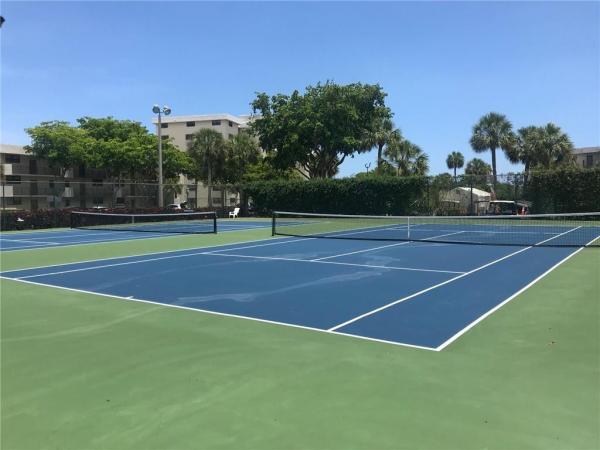 The Palms Of Deer Creek, 2420 Deer Creek Country Club Blvd #107-D, Deerfield Beach, Florida 33442, image 2