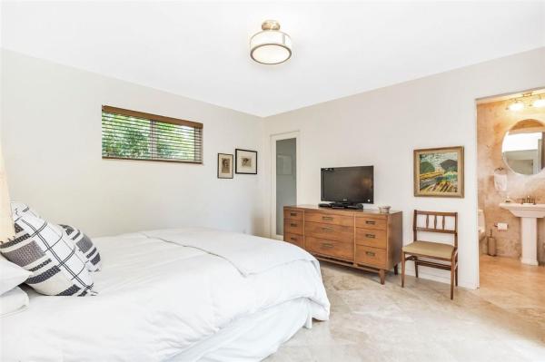 Wilton Estates, 648 NW 29th St, Wilton Manors, Florida 33311, image 3