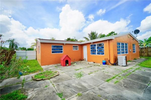 Boulevard Heights, 7541 Eaton St, Hollywood, Florida 33024, image 1