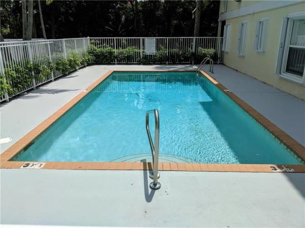 Royal River, 2901 Riverside Dr #307, Coral Springs, Florida 33065, image 3