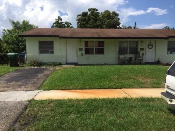 Sunshine Villas, 5401 NW 17th St, Lauderhill, Florida 33313, image 3
