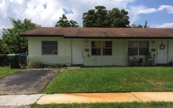 Sunshine Villas, 5401 NW 17th St, Lauderhill, Florida 33313, image 2
