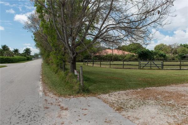 18900 SW 132nd Ave, South Miami Heights, Florida 33177, image 1