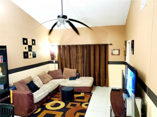 Spring Lake Villas, 8213 NW 100th Dr, Tamarac, Florida 33321, image 1