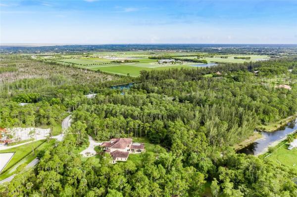 Homeland, 5954 Duckweed Rd, Lake Worth, Florida 33449, image 2