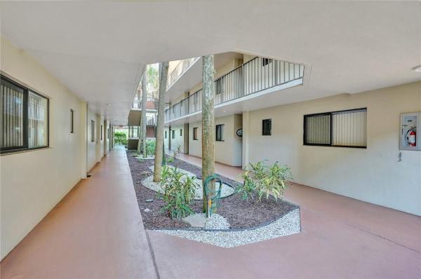 Dogwood At Las Verdes, 5340 Las Verdes Cir #102, Delray Beach, Florida 33484, image 3