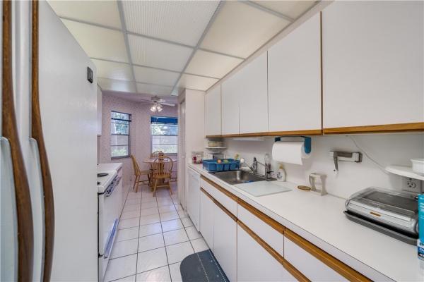 Cambridge At Century Village, 1200 SW 124th Ter #108O, Pembroke Pines, Florida 33027, image 1