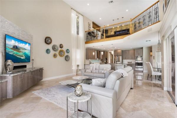 Long Lake Estates, 10461 N Lake Vista Cir, Davie, Florida 33328, image 2