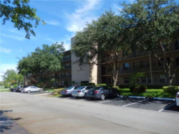 Kingsley At Century Village, 13475 SW 9th St #213A, Pembroke Pines, Florida 33027, image 1