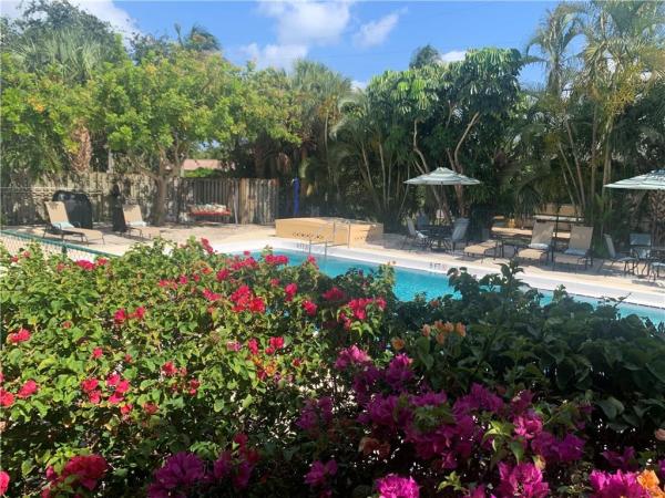Sutton Place, 2616 NE 30th Pl #207A, Fort Lauderdale, Florida 33306, image 1