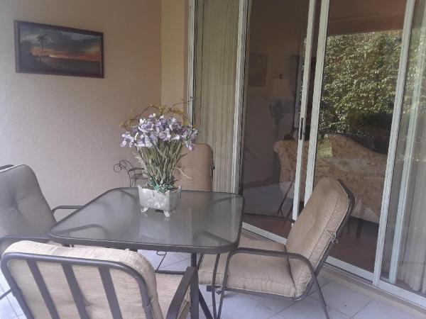 Villa San Remo, 8255 Via Bella, Boca Raton, Florida 33496, image 2