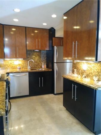 Kensington Place Townhouses, 684 Kensington Pl, Wilton Manors, Florida 33305, image 1