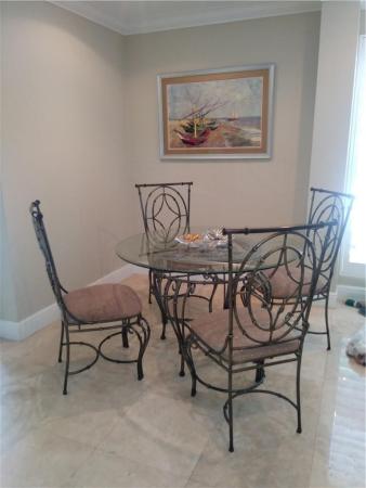 Kensington Place Townhouses, 684 Kensington Pl, Wilton Manors, Florida 33305, image 2