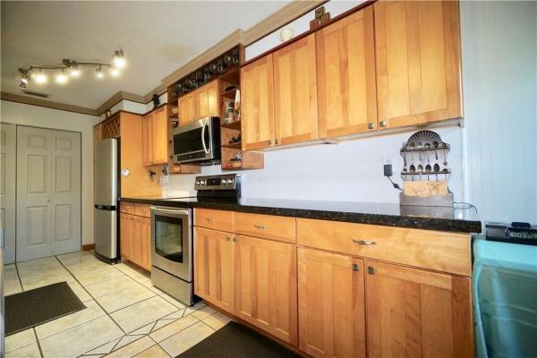 Spanish Springs Townhomes, 180 NE 17th Ct #902, Fort Lauderdale, Florida 33305, image 2