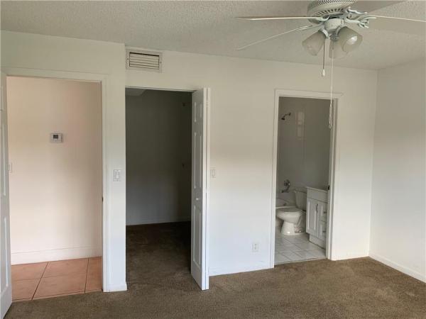 Windmill Lakes, 365 SW 86th Ave #108, Pembroke Pines, Florida 33025, image 1