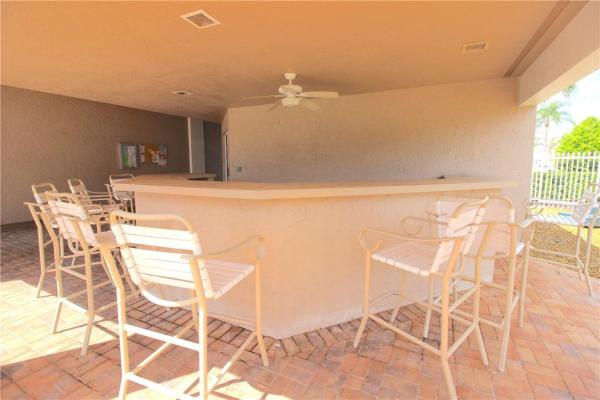 Discovery Pointe, 2124 Discovery Cir W, Deerfield Beach, Florida 33442, image 2