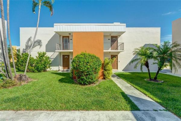 Town & Country Estates, 516 Osprey Dr #13D, Delray Beach, Florida 33444, image 2