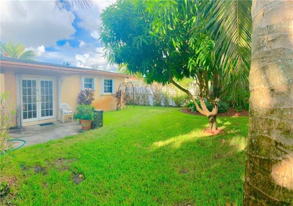 Atlanta Lake, 7340 Atlanta St, Hollywood, Florida 33024, image 2