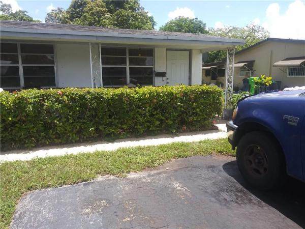 Sunrise Golf Village, 5820 NW 12th St #B, Sunrise, Florida 33313, image 1