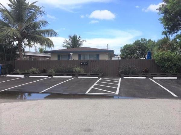 Central Oakland Park, 955 NE 40th St, Oakland Park, Florida 33334, image 1