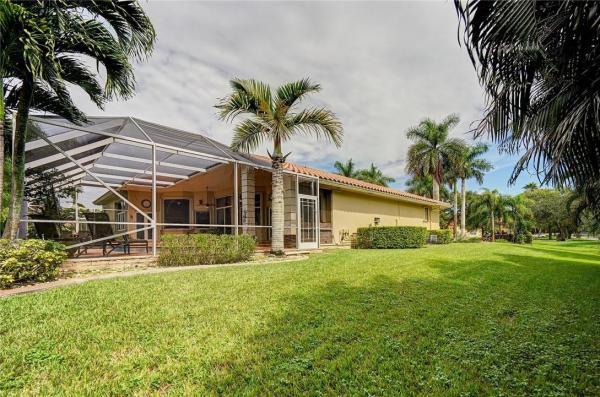 The Ridge At Laurel Oaks, 11852 E Ridgeview Dr, Davie, Florida 33330, image 3