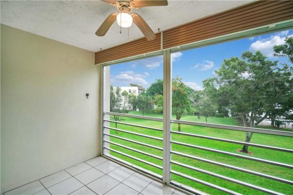 Poinciana Place Of Pine Island Ridge, 9480 Poinciana Pl #301, Davie, Florida 33324, image 1