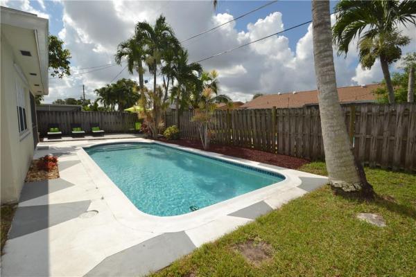 Sunrise Golf Village, 11350 NW 38th Pl, Sunrise, Florida 33323, image 1