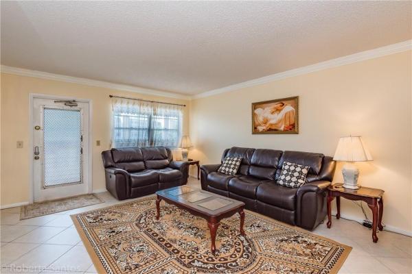 Cornwall At Century Village, 2043 Cornwall C, Boca Raton, Florida 33434, image 3