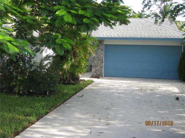 Boca Fontana, 9629 Trivolo Pl, Boca Raton, Florida 33434, image 3