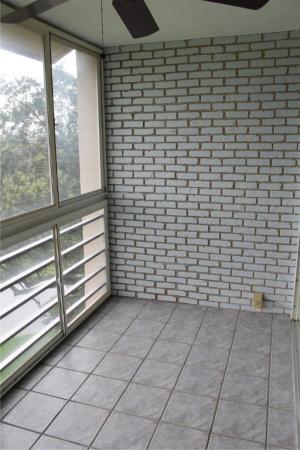 Evergreen Of Pine Island Ridge, 9451 Evergreen Pl #404, Davie, Florida 33324, image 2