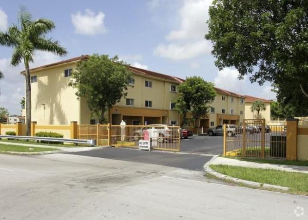 Waterview, 14971 SW 82nd Ln #20-107, Kendall West, Florida 33193, image 3