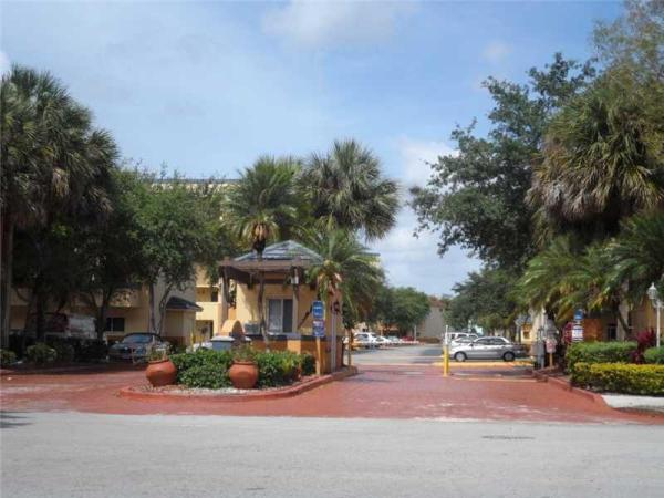 Waterview, 14971 SW 82nd Ln #20-107, Kendall West, Florida 33193, image 1
