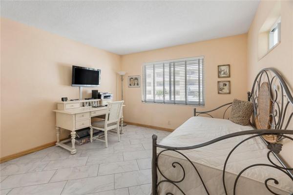 Windsor, 3050 NE 48th St #310, Fort Lauderdale, Florida 33308, image 1
