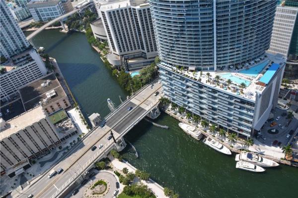 Icon Brickell Tower 1, 465 Brickell Ave #5504, Miami, Florida 33131, image 2