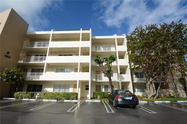 Casa La Quinta, 2850 NE 14th Street Cswy #203B, Pompano Beach, Florida 33062, image 1