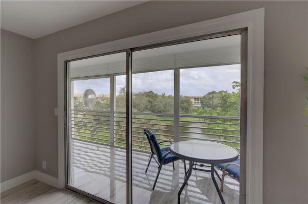 Lucaya Village, 2304 Lucaya Ln #B4, Coconut Creek, Florida 33066, image 1