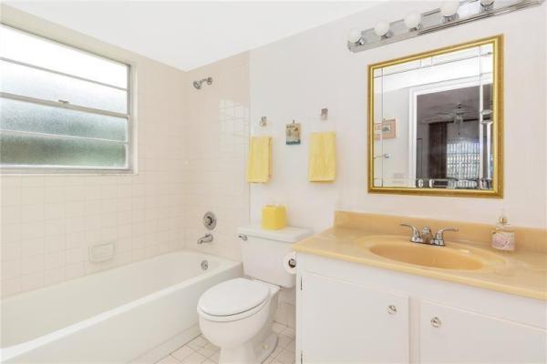 Bermuda Village, 1902 Bermuda Cir #M3, Coconut Creek, Florida 33066, image 1