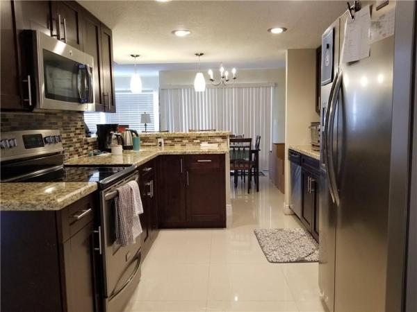 Valencia Village, 44 Toledo Ct #2-31, Davie, Florida 33324, image 1