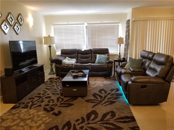 Valencia Village, 44 Toledo Ct #2-31, Davie, Florida 33324, image 3