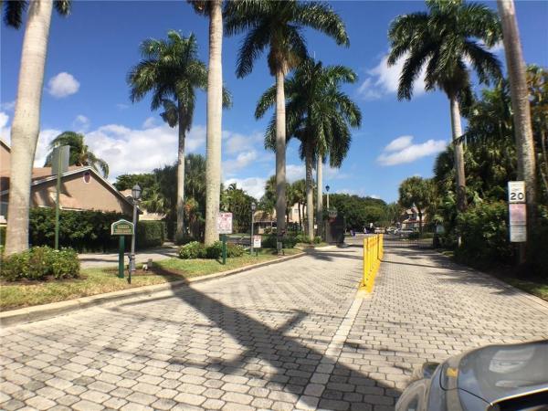 Discovery Pointe, 1891 Discovery Way, Deerfield Beach, Florida 33442, image 3
