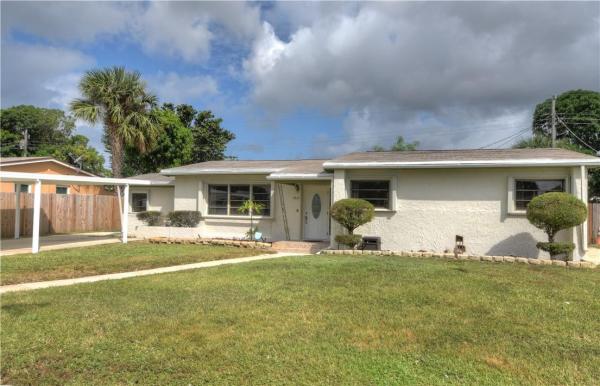 Fleetwood Gardens, 1971 NW 185th Ter, Miami Gardens, Florida 33056, image 2