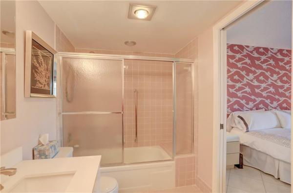 Aruba Village, 3302 Aruba Way #J1, Coconut Creek, Florida 33066, image 1