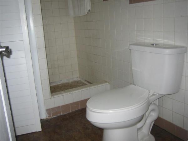 Wilton Manors No HOA, 536 NE 24th St #1-2, Wilton Manors, Florida 33305, image 2