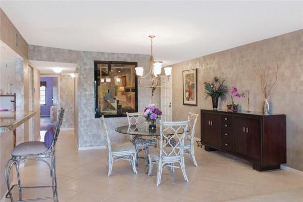 Lago Mar West Lodge, 401 NW 127th Ave #9, Plantation, Florida 33325, image 3