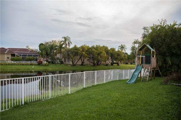Chelsea At Kensington Glen, 4889 NW 112th Dr, Coral Springs, Florida 33076, image 3