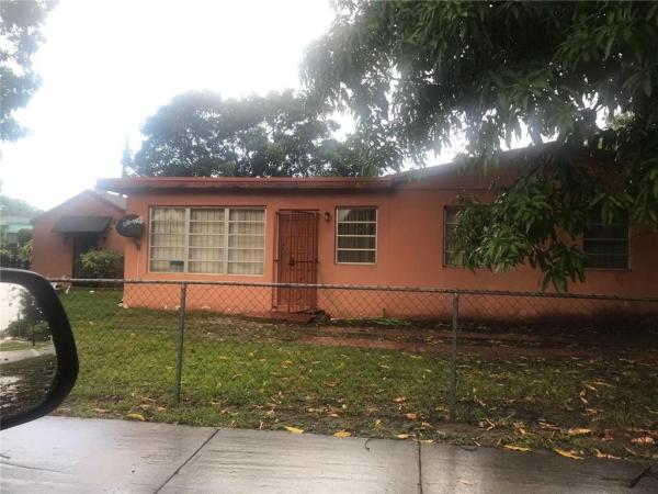 Pine Tree Park, 3145 NW 165th St, Miami Gardens, Florida 33054, image 1