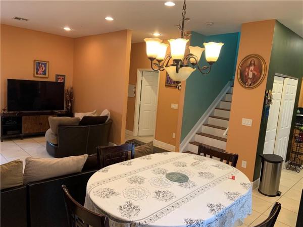 Harlem McBride, 305 NE 35th Ct, Oakland Park, Florida 33334, image 1