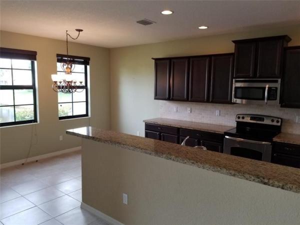 Gramercy Square, 5115 Gramercy Square Dr, Delray Beach, Florida 33484, image 2