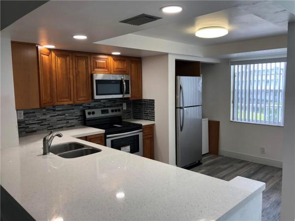 Palm Springs 2, 7664 NW 18th St #307, Margate, Florida 33063, image 1