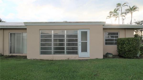 Boca Lakes, 20963 Covington Dr, Boca Raton, Florida 33433, image 2